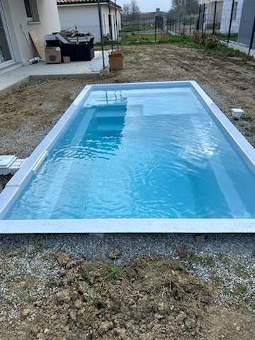 Mini-piscine à coque Montauban