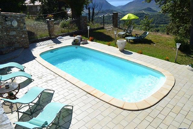 Piscine à coque Montauban