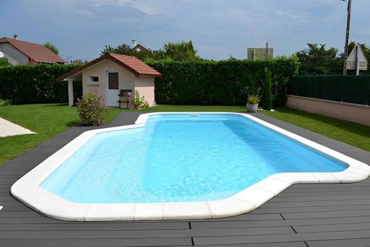 Installation piscine à coque Montauban